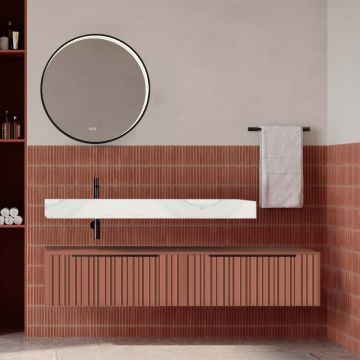 Set mobilier baie suspendat caramiziu mat cu lavoar imitație marmura alba și oglindă, cu riflaje Plissetatto, 160 cm, SaviniDue Iconica