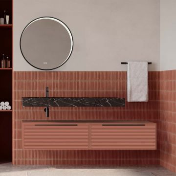 Set mobilier baie suspendat caramiziu mat cu lavoar imitație marmura neagra și oglindă, cu riflaje Dogato, 160 cm, SaviniDue Iconica