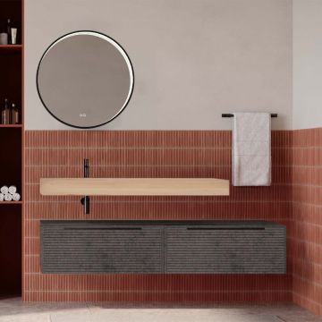 Set mobilier baie suspendat gri urban mat cu lavoar imitație lemn și oglindă, cu riflaje Dogato, 160 cm, SaviniDue Iconica