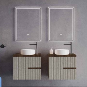 Set mobilier baie dublu suspendat bej cu imitatie lemn inchis, lavoar alb pe blat si oglinda, cu riflaje cannetatto, 120 cm, SaviniDue Eva