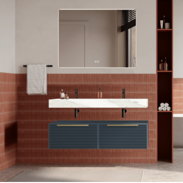 Set mobilier baie suspendat albastru mat, riflaje Dogato, lavoar alb si oglinda, manere aurii, 120 cm, SaviniDue Iconica