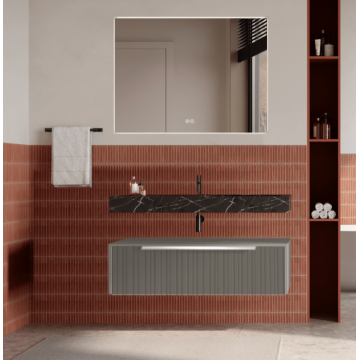 Set mobilier baie suspendat bej mat, cu riflaje Plissetatto, lavoar negru și oglinda, manere crom, 100 cm, SaviniDue Iconica