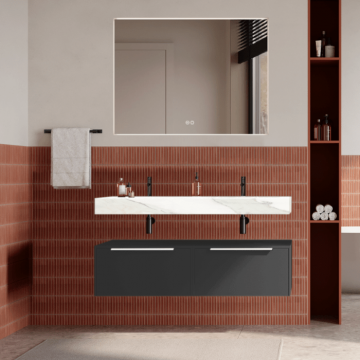 Set mobilier baie suspendat negru mat, lavoar alb si oglinda, manere albe, 120 cm, SaviniDue Iconica